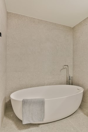 Medium property photo - Korte Ouderkerkerdijk 1W2, 1096 AC Amsterdam